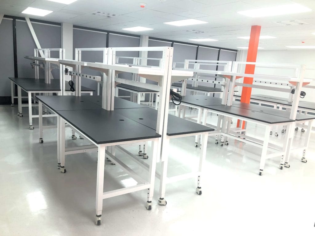 laboratory tables and workstations 1024x768 1