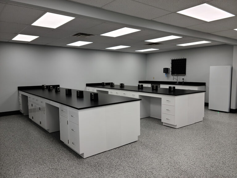 Phenolic Resin Laboratory Countertops & Industrial Furniture