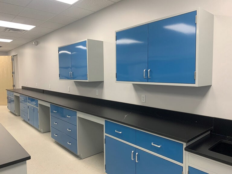Phenolic Resin Laboratory Countertops & Industrial Furniture