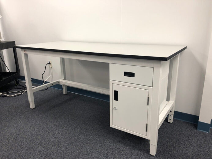 ESD Plastic Laminate Workbench Top & Industrial Laboratory Tables