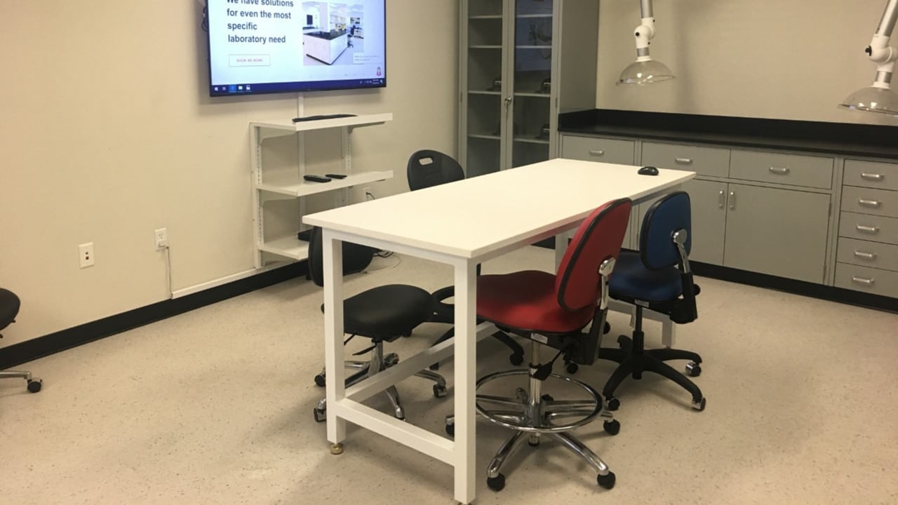 What Makes the Best Science Lab Table Top? LabTech