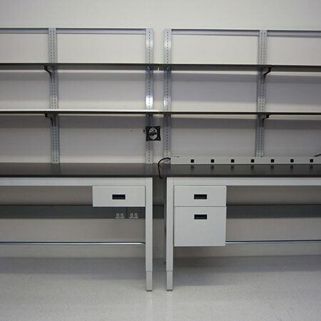 Workstation upper shelves e062822030211 v2